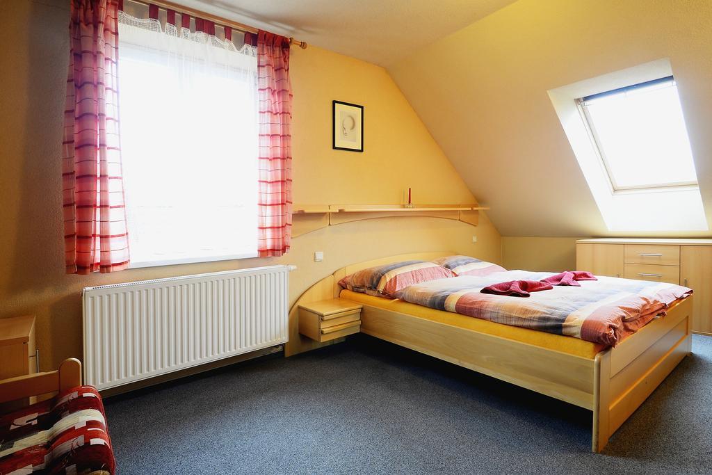 Penzion Na Pastousce Malsice Room photo